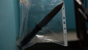Жительница Коломны во время пьяной ссоры напала с ножом на собутыльника