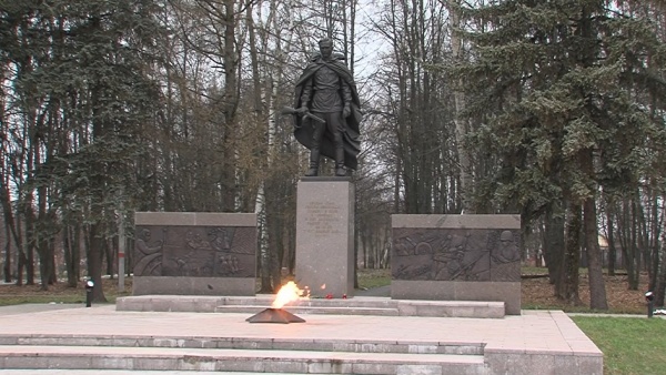 В Луховицах в День неизвестного солдата состоялся митинг