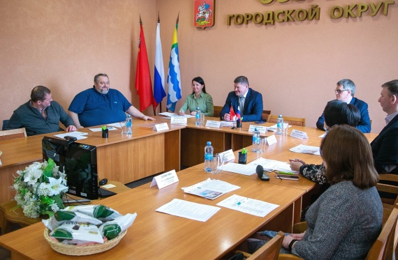 Денис Лебедев встретился с руководителями озёрских предприятий