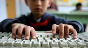 Школьников научат бесплатно работать на компьютере