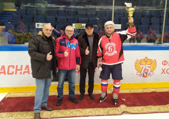 Хоккейный турнир, посвящённый 80-летию битвы под Москвой, завершился в Воскресенске