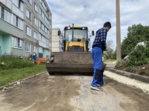 В посёлке Сергиевский обновят автомобильную парковку 