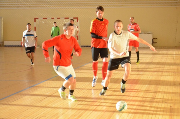 В СК "Непецино" стартовало первенство по мини-футболу