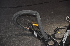 Велосипедист погиб под колесами иномарки