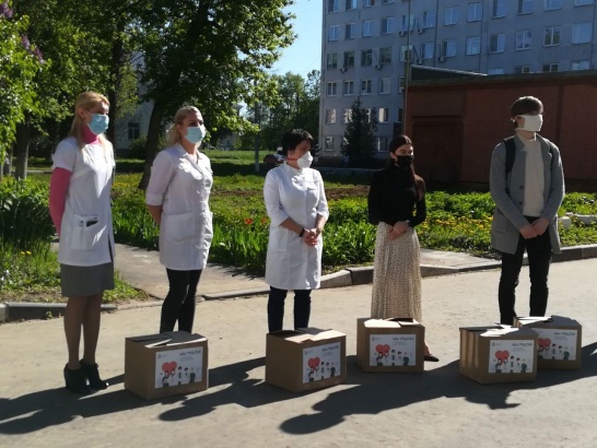 Коломенские врачи получили подарки от губернатора