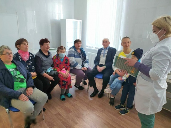 Жителям посёлка Заречный рассказали о важности прохождения диспансеризации