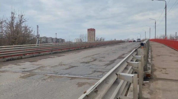 Путепровод через железную дорогу возле станции "Платформа 88 километр" будет полностью отремонтирован
