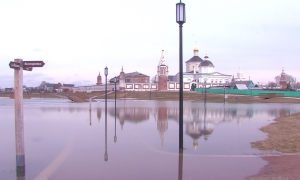 Территория возле Бобренева монастыря оказалась под водой