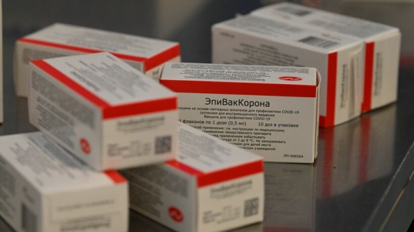 Минздрав России приостановил поставки вакцины "Эпиваккорона"