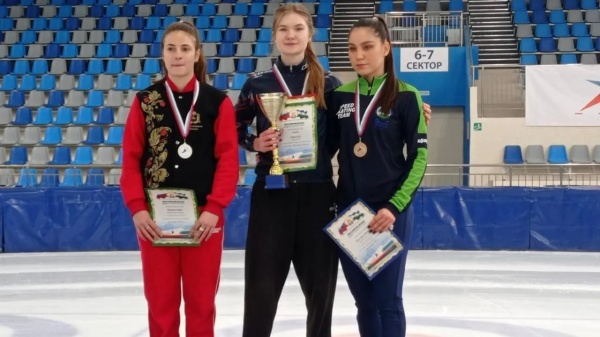 Коломчанка победила в третьем этапе Кубка России по шорт-треку