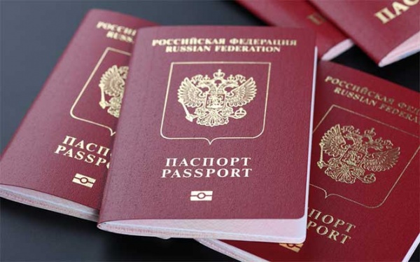 В России вступил в силу новый порядок выдачи загранпаспортов