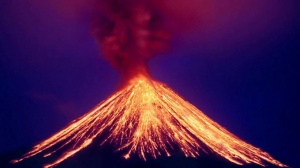 Туристов предупредили об извержении вулкана на Филиппинах