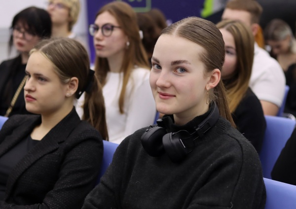 Коломенцы приняли участие в международном конкурсе научных, методических и творческих работ