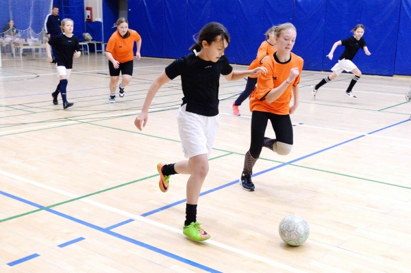 Первенство общеобразовательных учреждений по мини-футболу проходит в Коломне
