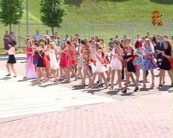 Коломенские выпускники попрощались со школой