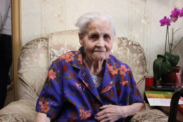 Глава Коломенского городского округа поздравил ветерана со столетием