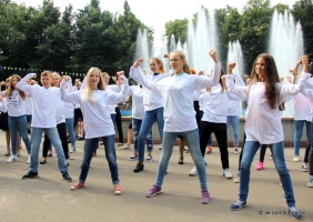 В парке Мира прошел флешмоб "Мы против наркотиков"