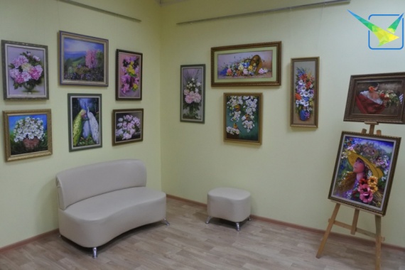 В Луховицах открылась выставка работ Галины Чащиной
