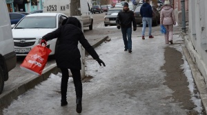 МЧС предупреждает об опасности на дорогах в Подмосковье из-за резкого похолодания