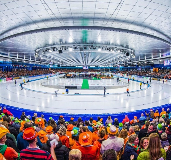 Чемпионат Европы по конькобежному спорту начался в Херенвене