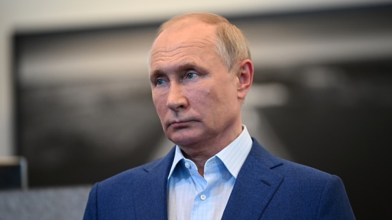Путин поддержал предложение ввести нерабочие дни с 30 октября по 7 ноября