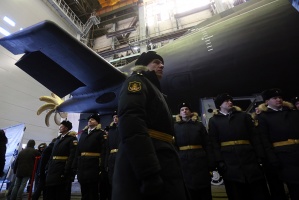 Подводная лодка "Колпино", оснащенная двигателями Коломенского завода, спущена на воду