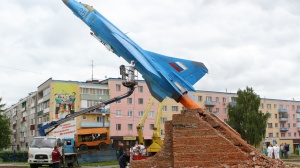 В Луховицах отремонтируют памятник самолету МИГ-23