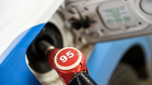 Цены на топливо выросли за прошлую неделю почти на рубль