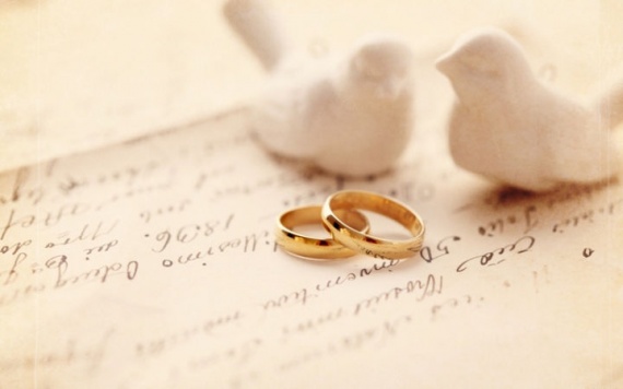 В стране временно приостановлено проведение свадебных церемоний в ЗАГСах