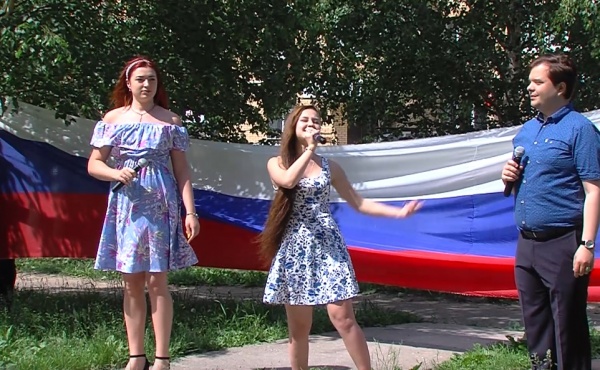 В День России по Коломне прогремели дворовые концерты