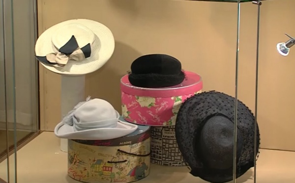Выставку посвятили шляпкам