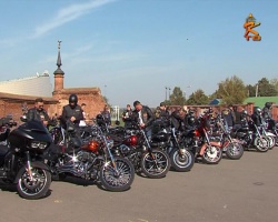 Коломну посетили члены клуба владельцев мотоциклов "Harley-Davidson"