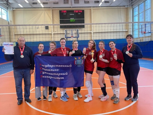 Коломенские студентки боролись за звание лучшей волейбольной команды