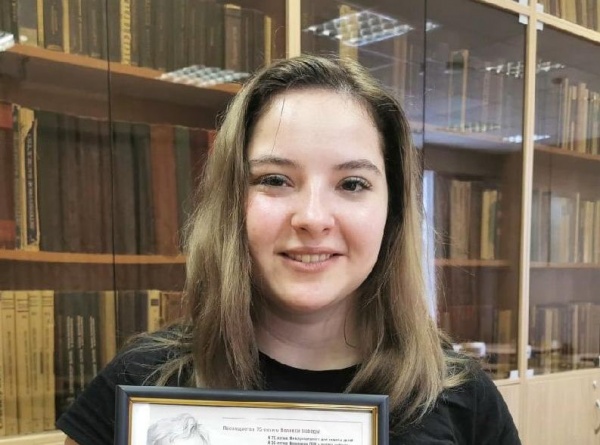 Коломенская студентка передаст свой приз в библиотеку
