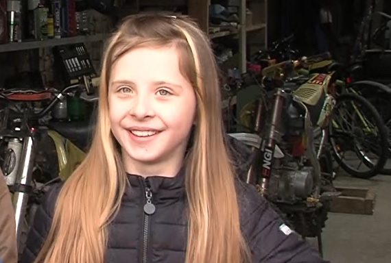 В девять лет София Кунина одерживает победы в мотоспорте