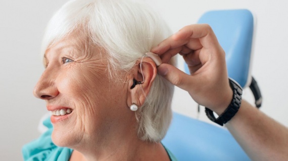 Как бесплатно получить слуховой аппарат?
