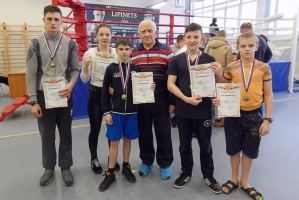Луховичане завоевали 5 медалей на открытом турнире по кикбоксингу в Озерах