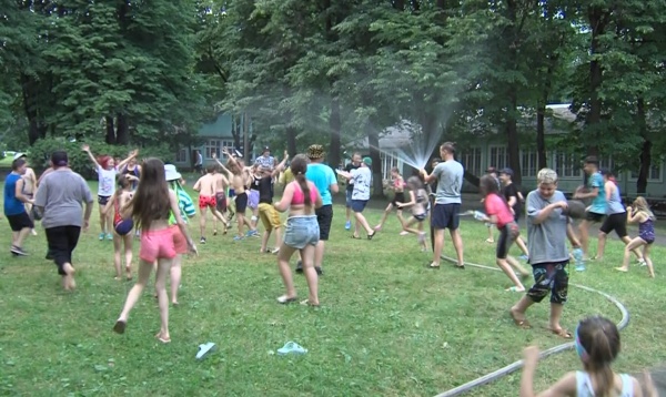 Детские лагеря на летние каникулы