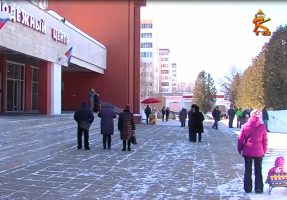 В МЦ "Русь" для избирателей организовали праздничный концерт