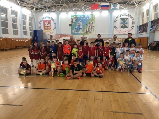 Региональный турнир по мини-футболу состоялся в Серебряных Прудах