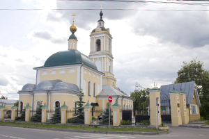 Церковь Троицы-на-Репне