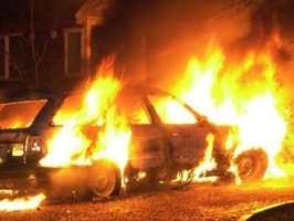 На Уманской сгорела машина