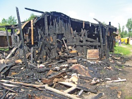 На прошлой неделе в Коломне сгорели два автомобиля и два сарая