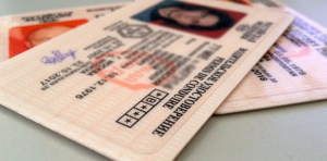 Лица с иностранными водительскими удостоверениями с 1 июня не имеют права работать водителями