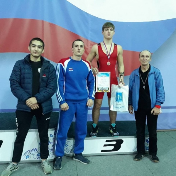 Борцы из Коломны участвовали во всероссийском турнире