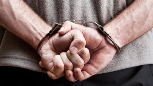 Сотрудники Коломенской полиции задержали мужчину, находившегося в федеральном розыске