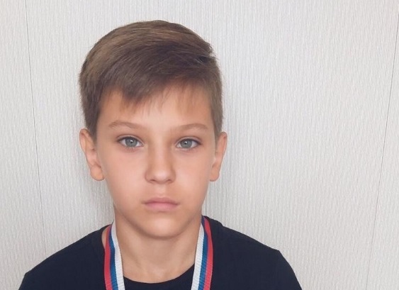 Юный озерчанин занял первое место на соревнованиях по боксу