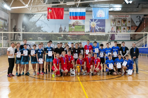 В Зарайске прошёл турнир по волейболу