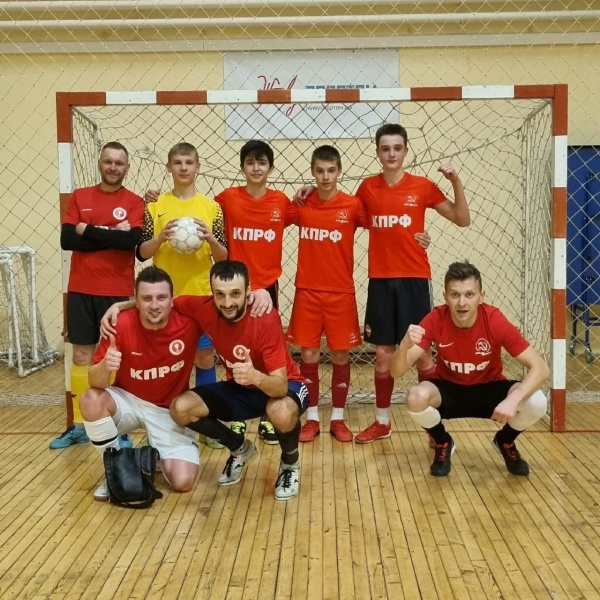 Команда КПРФ досрочно стала победителем первенства СК "Непецино" по мини-футболу 