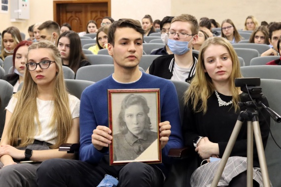 Коломенские студенты стали участниками круглого стола "Заря Победы"